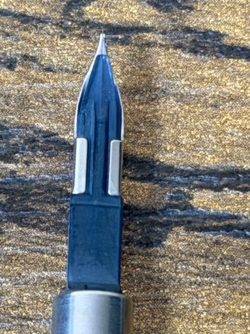 新品未使用　2008年製　キャップレス　フェルモ　18金　F パイロット　万年筆