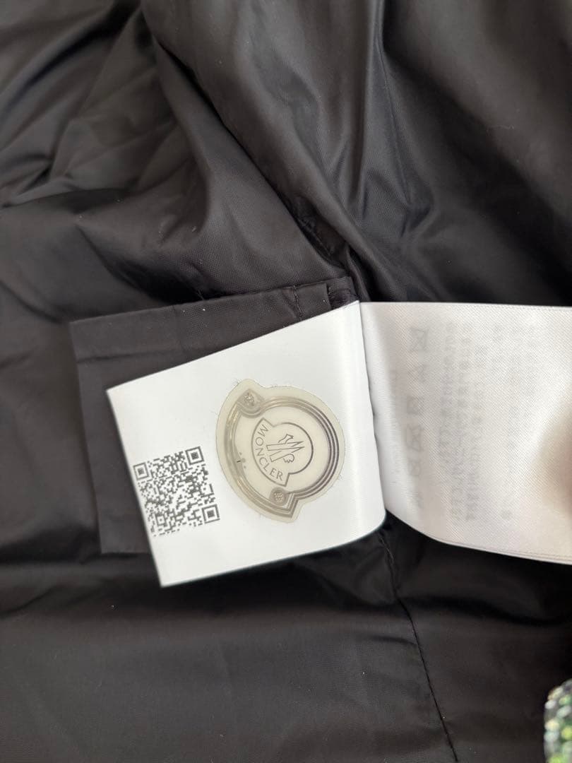 MONCLER ダウンコート TALEVE（タレヴ） サイズ１ブラック