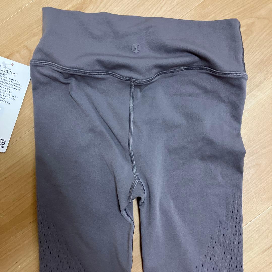 ルルレモン　グレー ヨガパンツ