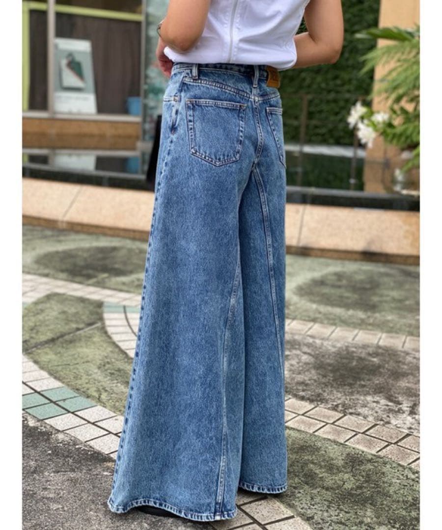 パンツ DIESEL D-SPRITZZ Wide Boot Cut Denim