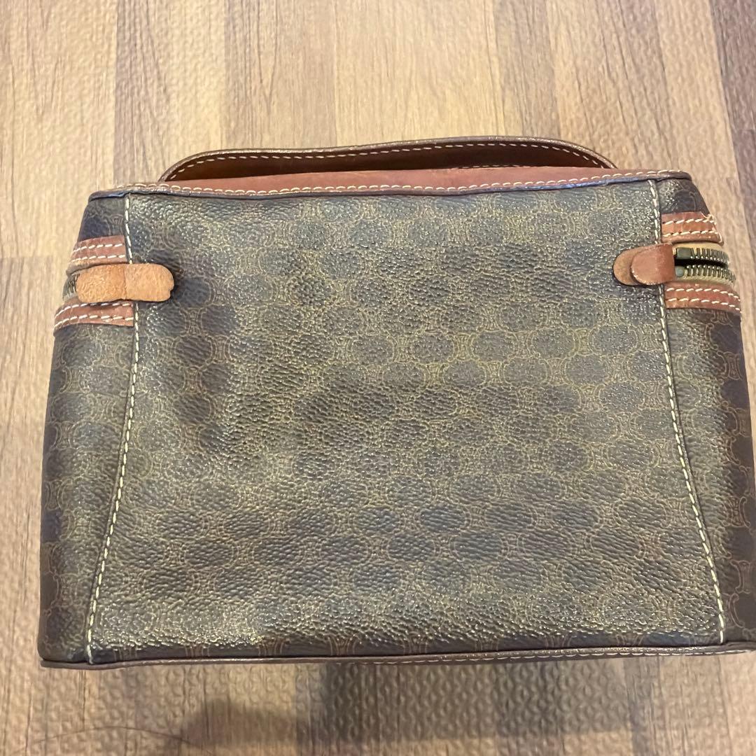 ジッパーポーチ　セリーヌ