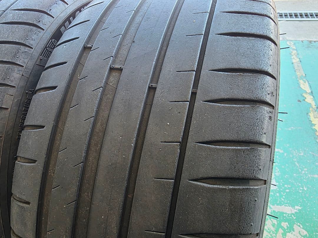 ミシュラン PS4 215/40R17 18年製 2本送料込みパイロットスポーツ