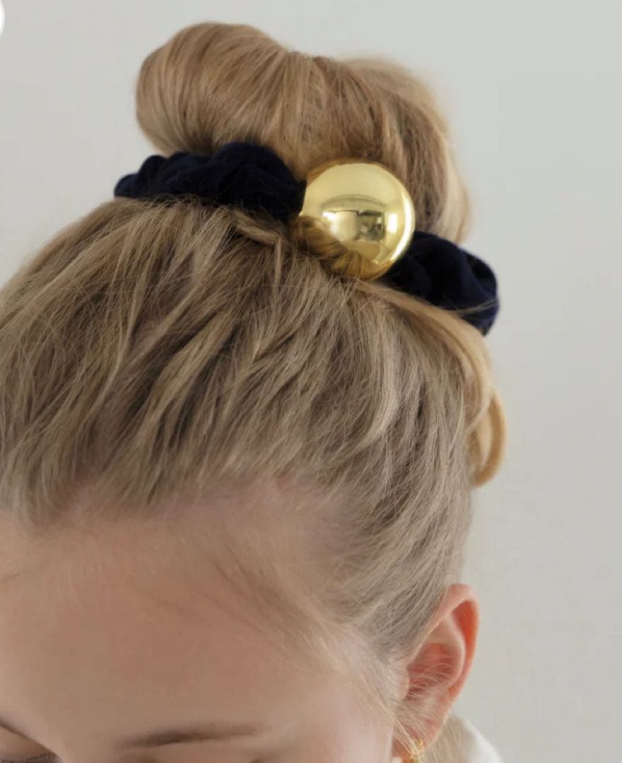 LOEM ネイビー シュシュ　LOEM TOKYO ロエムトウキョウ moon