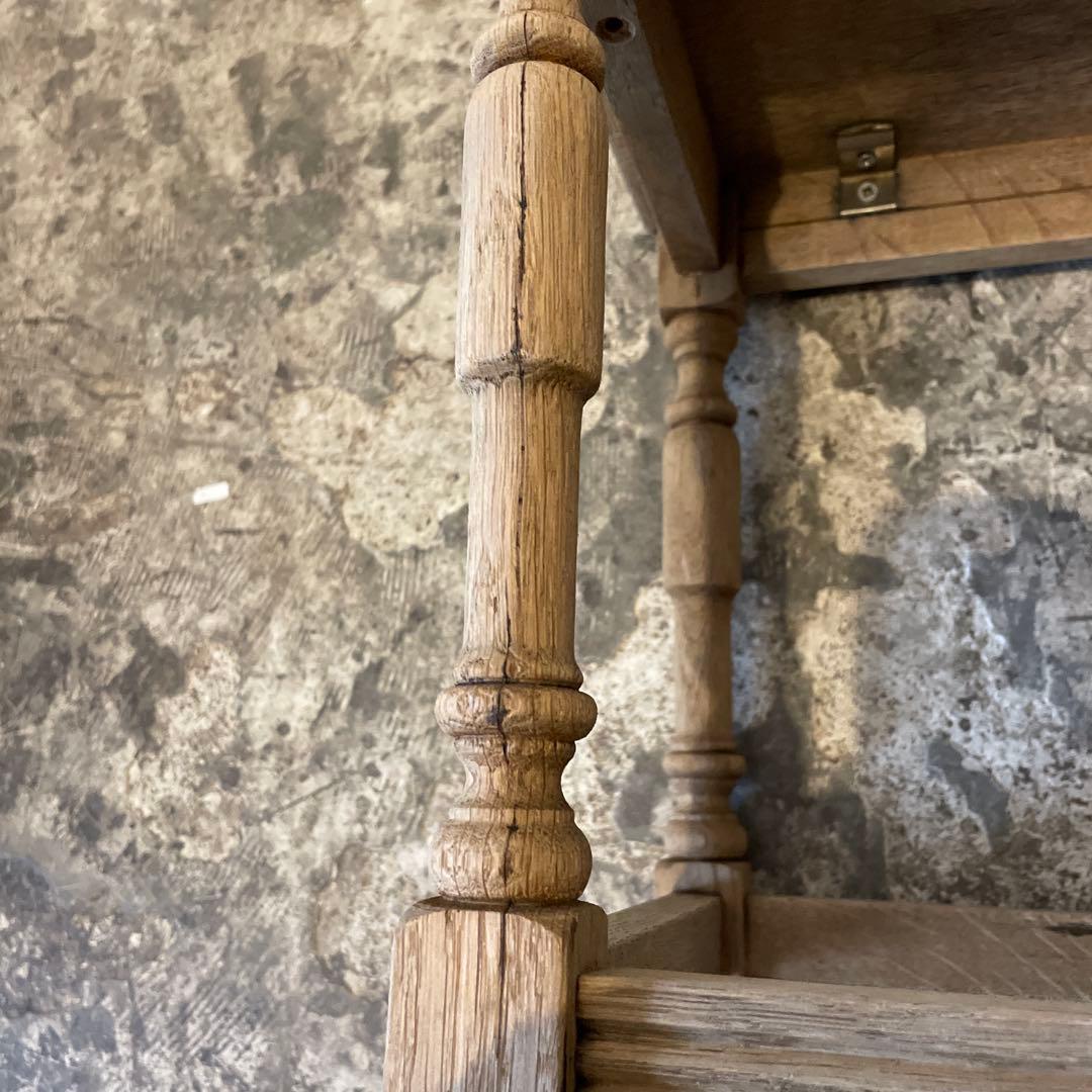 ビンテージ　サイドテーブル ベッドサイドテーブル　剥離