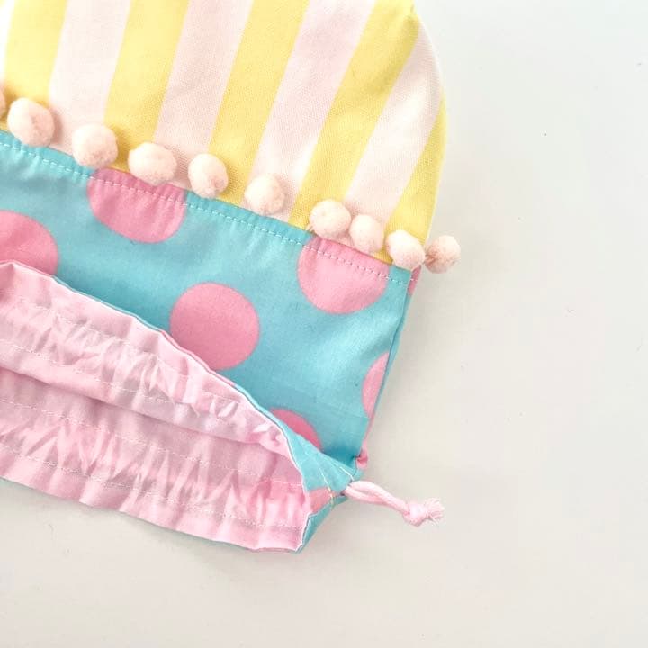 ■SOLD■コップ袋 歯ブラシコップ入れ ハンドメイド ドット ポンポン