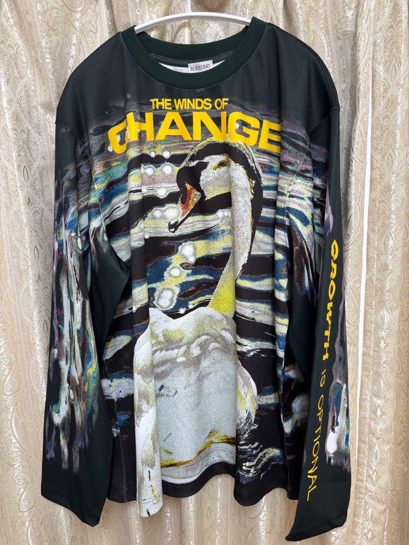 BURBERRY スワン プリント トップ　Lサイズ