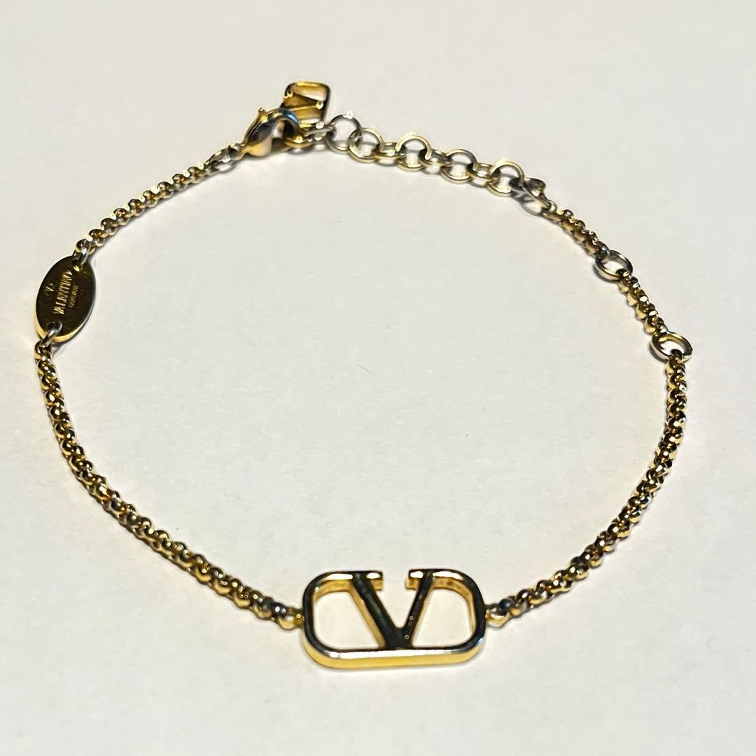 (正規品)Valentino ゴールド ロゴブレスレット