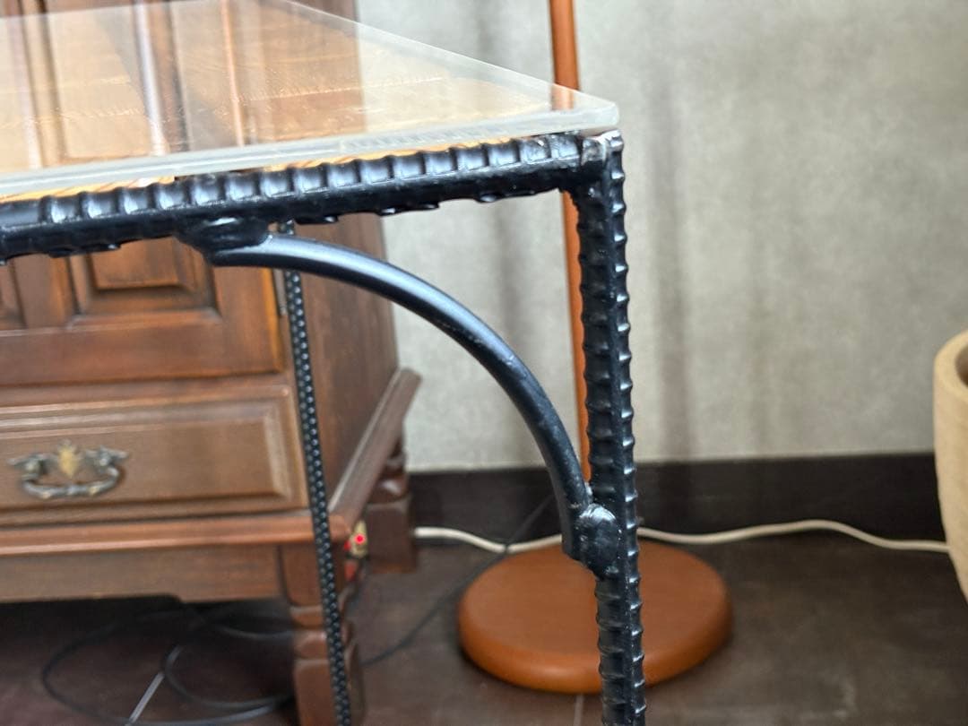 ②アイアン　サイドテーブル　ディスプレイ家具　モダン　シンプル　IZ