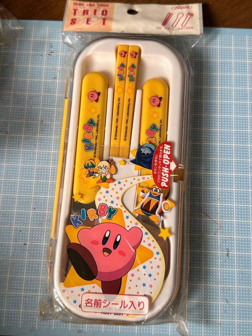 星のカービィ　スケーター　弁当　ランチボックス　箸　スプーン　フォーク　セット