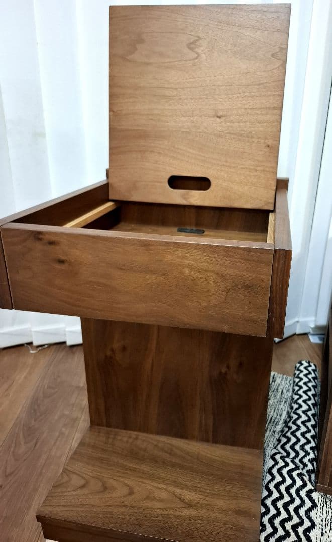 大塚家具☆サイド ナイトテーブル 収納☆隠れキャスター&コンセント オーク 2台