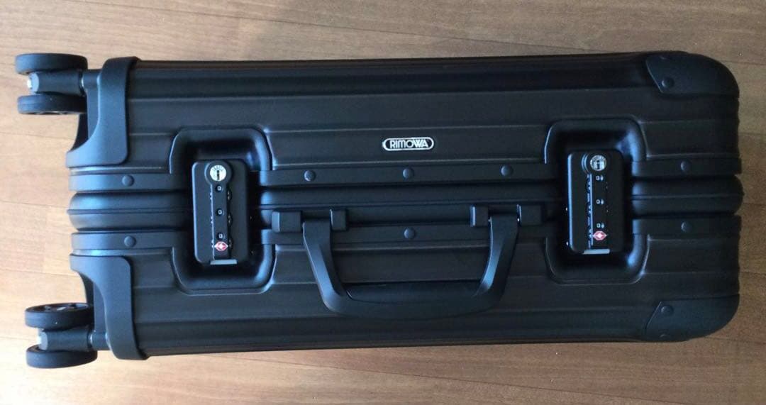 RIMOWA　リモワ ステルス ルフトハンザ アルミ ブラック 32L 4輪