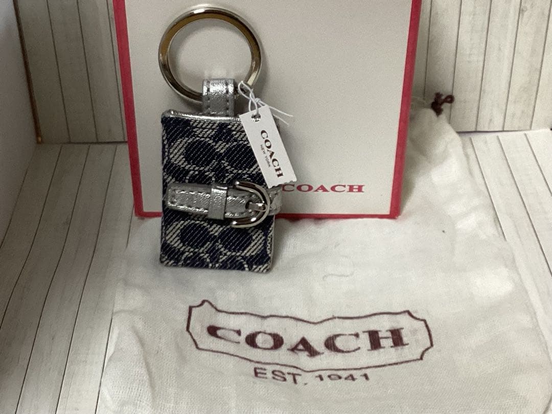未使用タグ付きコーチCOACH キーリング ネイビー/シルバー写真入れ手帳型本物