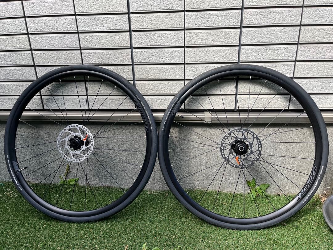 MERIDA ロードバイク タイヤ ホイール