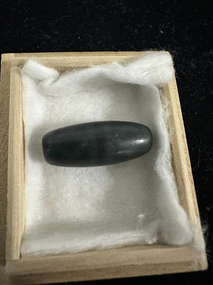 紅朱珠　仏六眼天珠