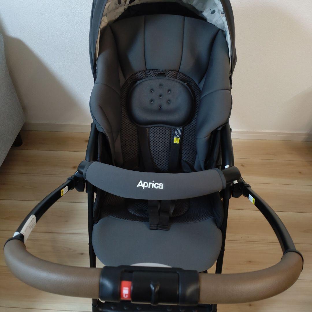 【美品】Aprica カルーンエアー グレー