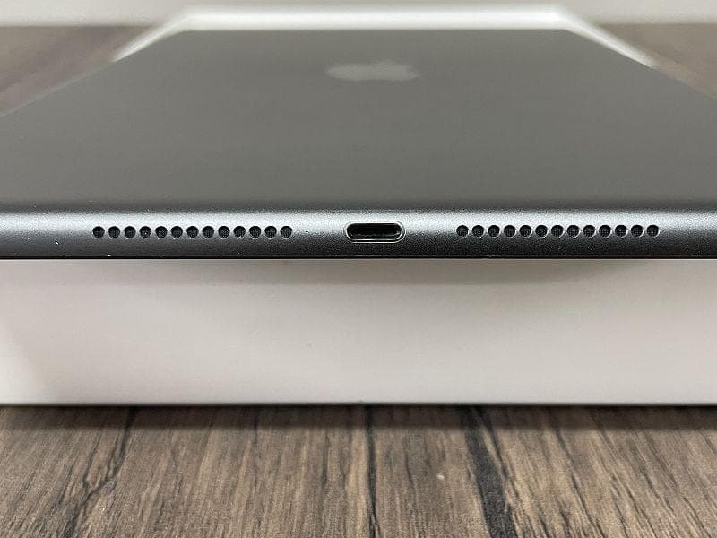 ⑩【美品】iPad Apple 第9世代　Wi-Fiモデル　64GB