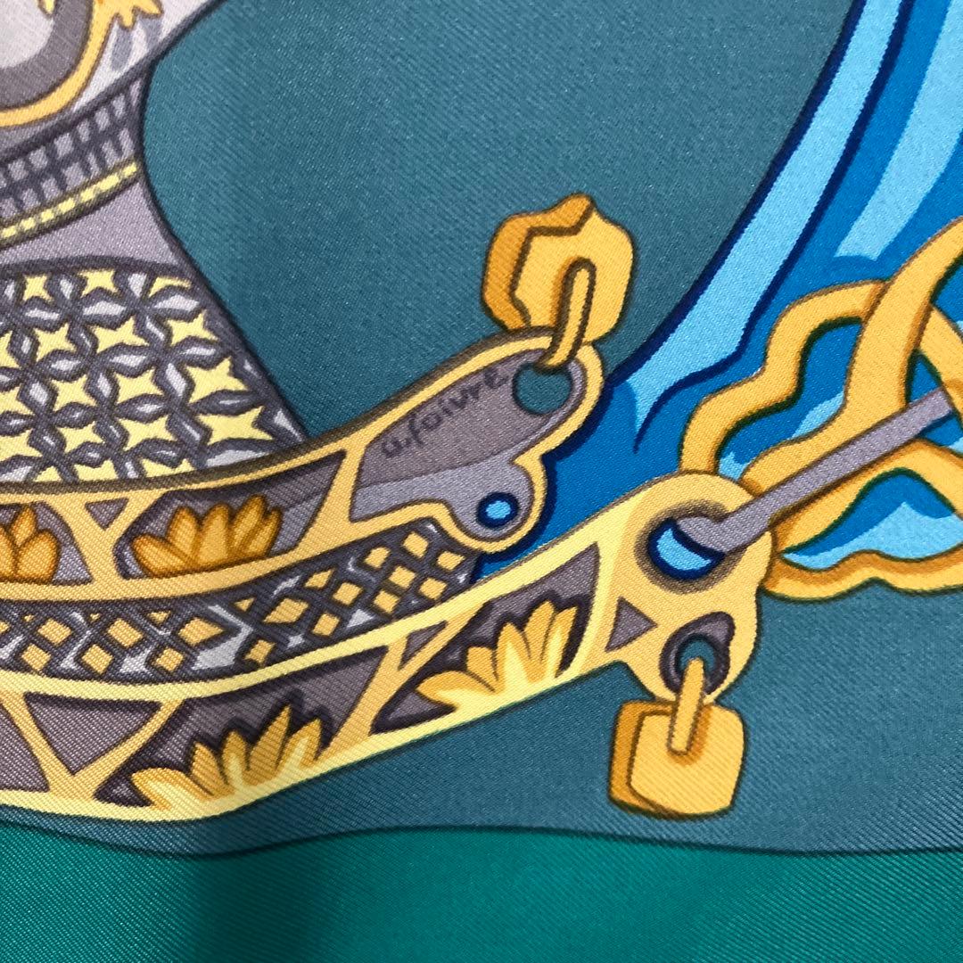 専用‼️エルメス　スカーフ 90cm 「羽飾りの騎兵兜」柄