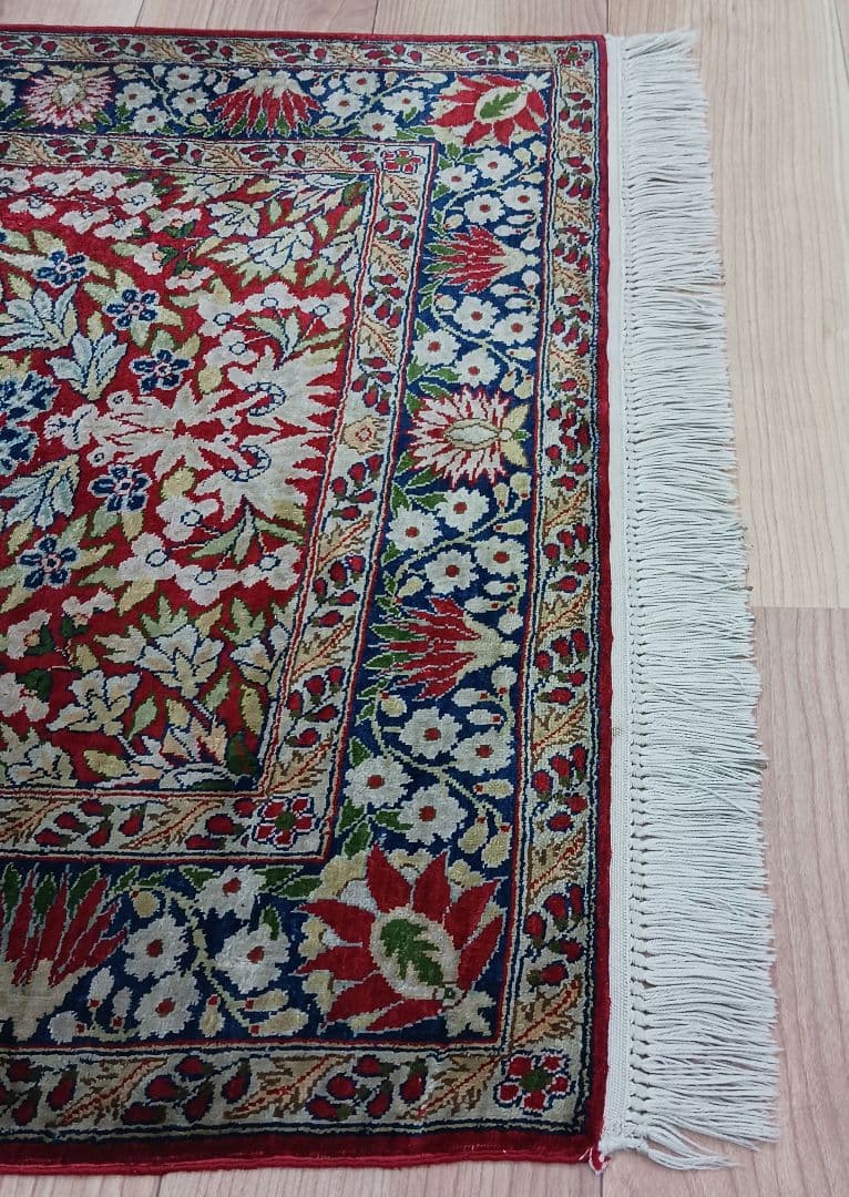 Y3347 中国シルク絨毯 シルク100% 手織り240段 85×68㎝