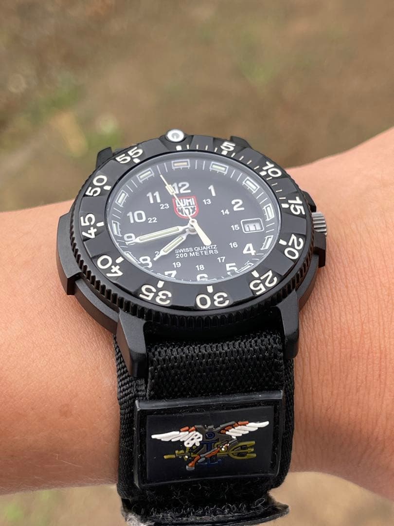 Luminox Swiss Quartz 200M ブラック腕時計