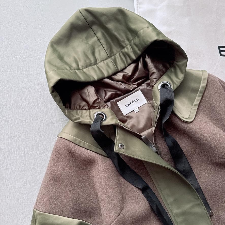 近年　ENFOLDエンフォルド　HOODIEJACKETフーディージャケット⭐︎