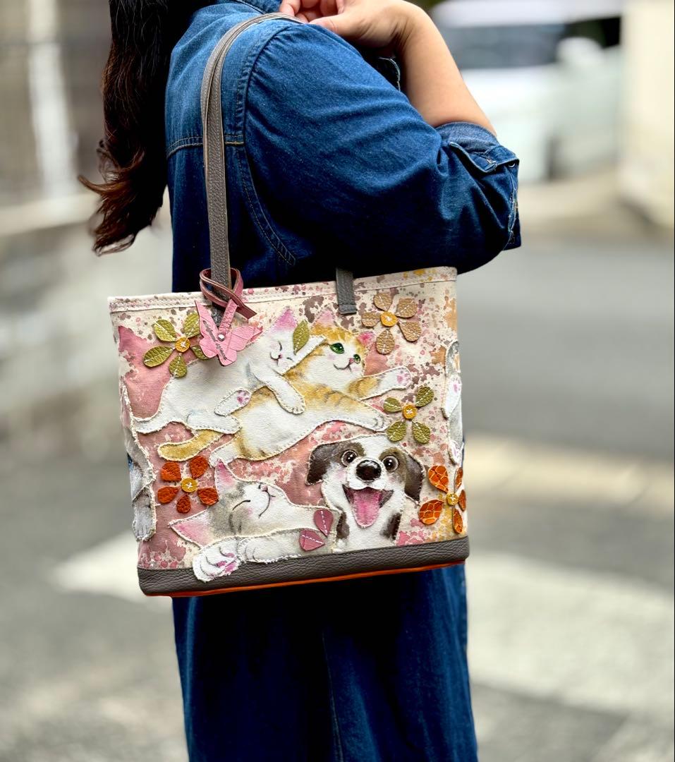 (手づくり)\"いろんな子たち\"ねこイヌアップリケトートバッグネコわんちゃん