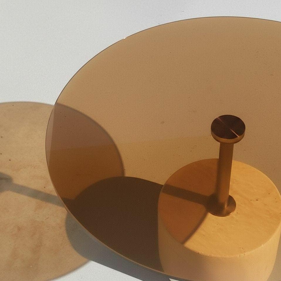 美品 モーダエンカーサ コメット コーヒーテーブル コンクリート脚 64cm