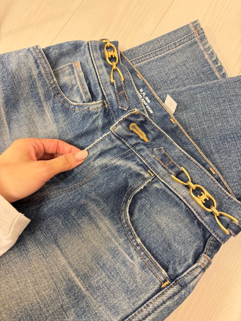 CELINE N° 009 デニムパンツ ライトブルー