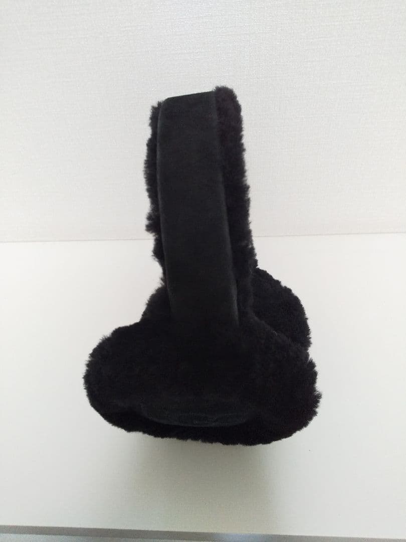 UGG イヤーマフ黒　イヤーマフラー　アグ