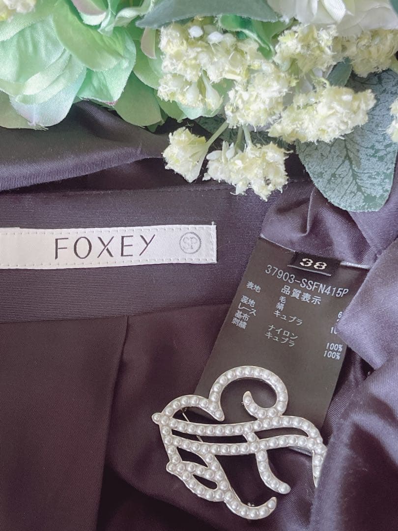 極美品！FOXEY絹ウールタックスカート 40 Rene foxey フォクシー