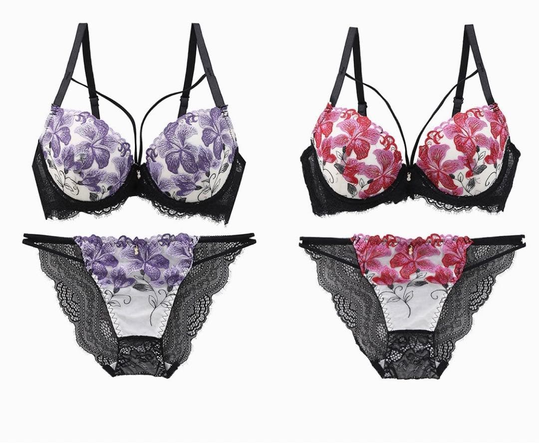 大人気❤️センシュアルリリー❤️全2色❤️上下セット❤️バックレース❤️グラマーサイズあり