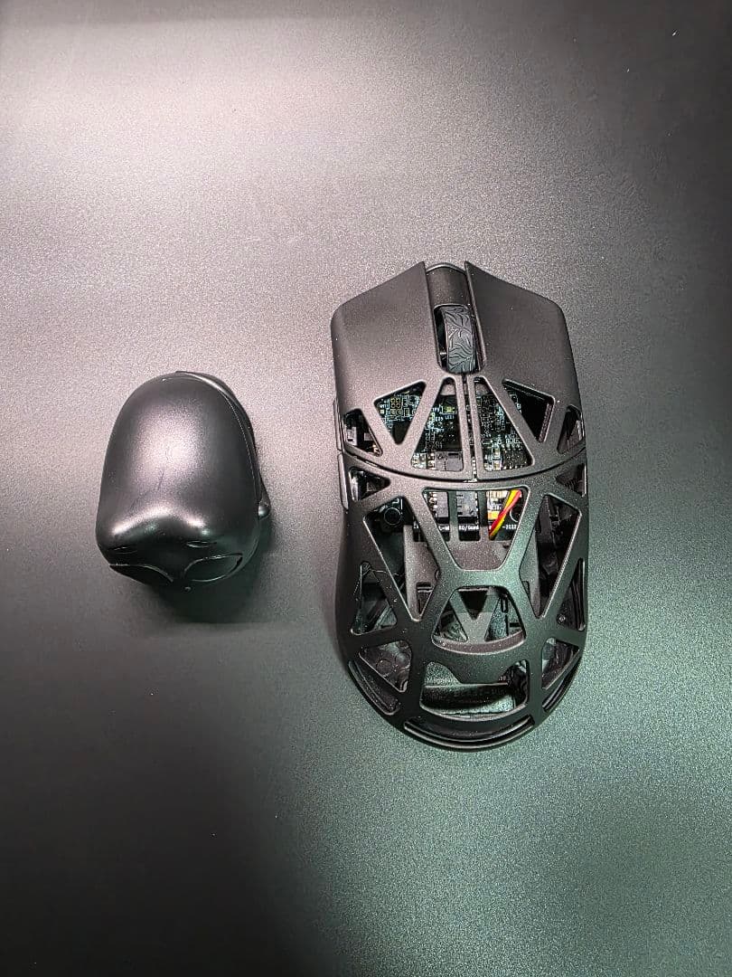 WLMOUSE Beast X Mini Pro　穴ナシ