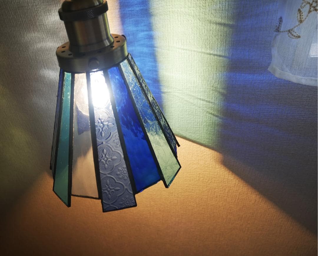 ✴︎:.。.ブルーフレアの14面ペンダントライト　＊送料無料＊