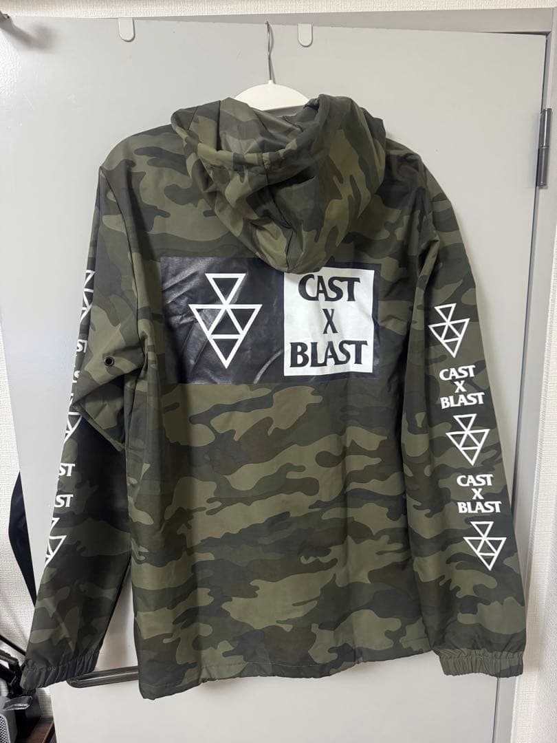 CAST X BLAST COACH JACKETカモフラ柄 新品未使用品