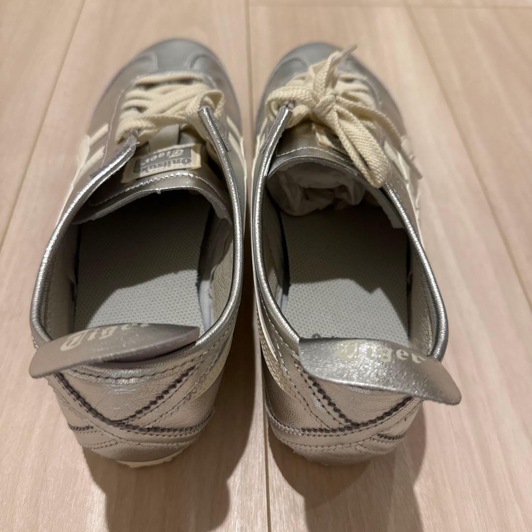 Onitsuka Tiger シルバー スニーカータグなし　箱なし