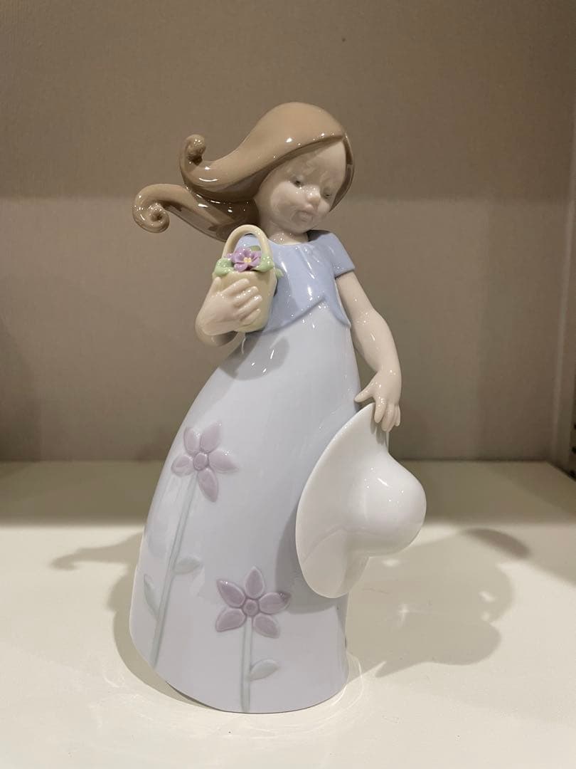 値下げ‼️‼️【極美品】リヤドロ　リトルバイオレット　箱付き