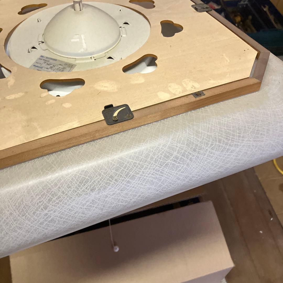 和風ペンダントライト　6〜8畳用 吊り下げ式　和室、和風　松飾り高額な品物