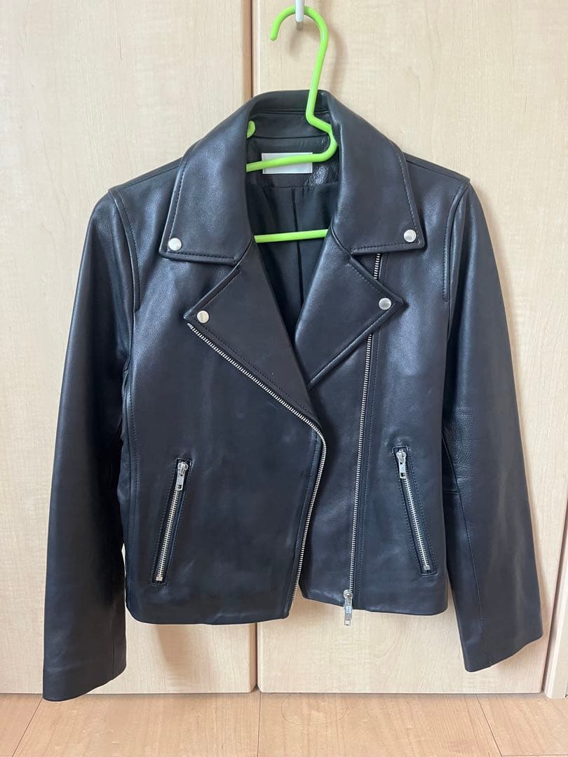 ブラック レザー ライダースジャケット