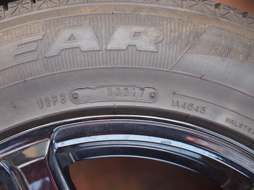 ジムニー JB23　Goodyear スタッドレスタイヤセット