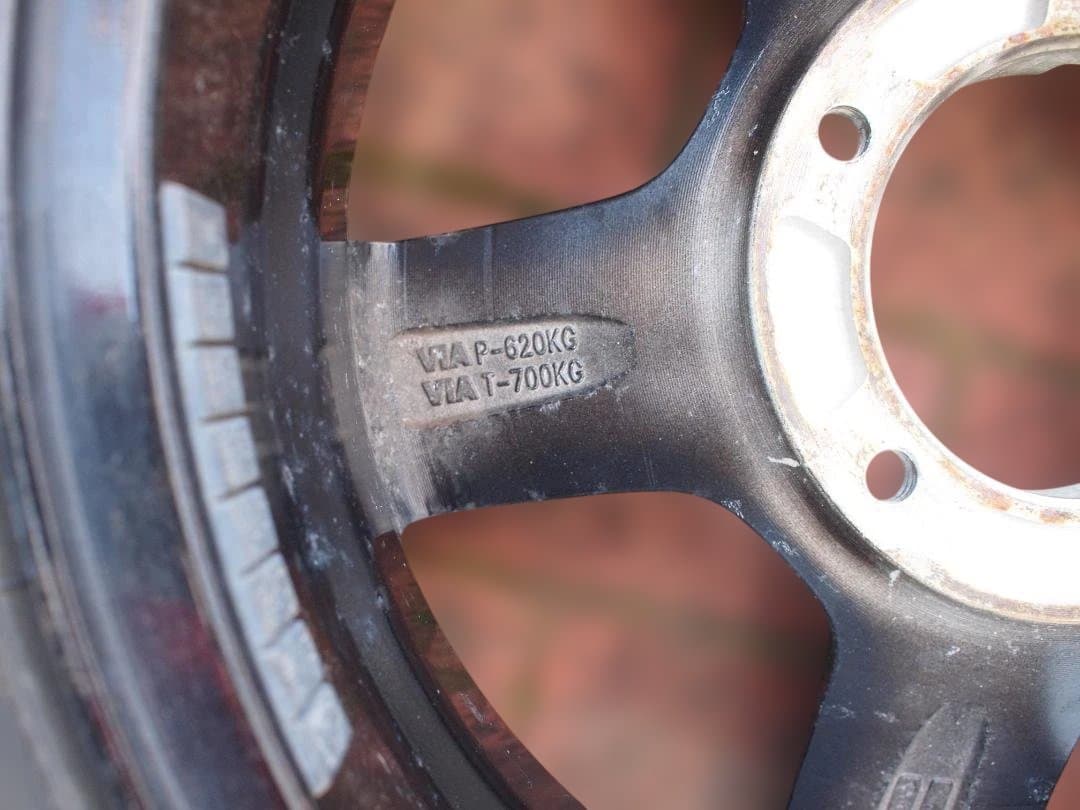 ジムニー JB23　Goodyear スタッドレスタイヤセット