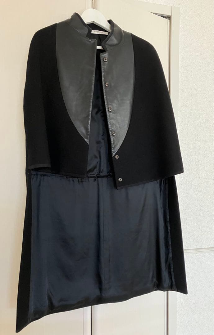 GIVENCHY コート