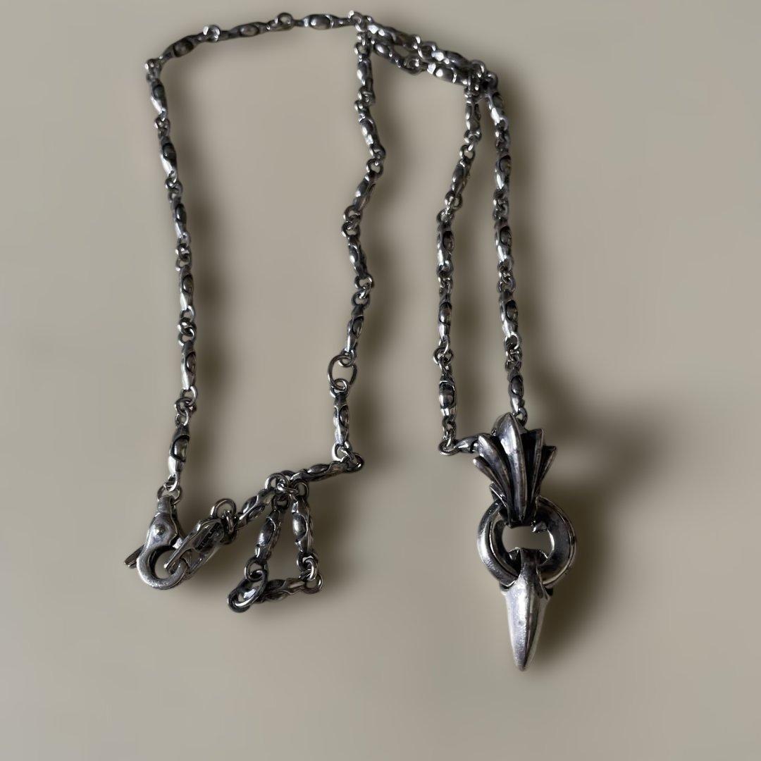 ライオンハートファングネックレス