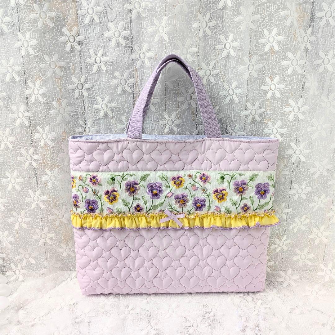 レッスンバッグ　手提げ　ハートキルト　パンジー刺繍リボン