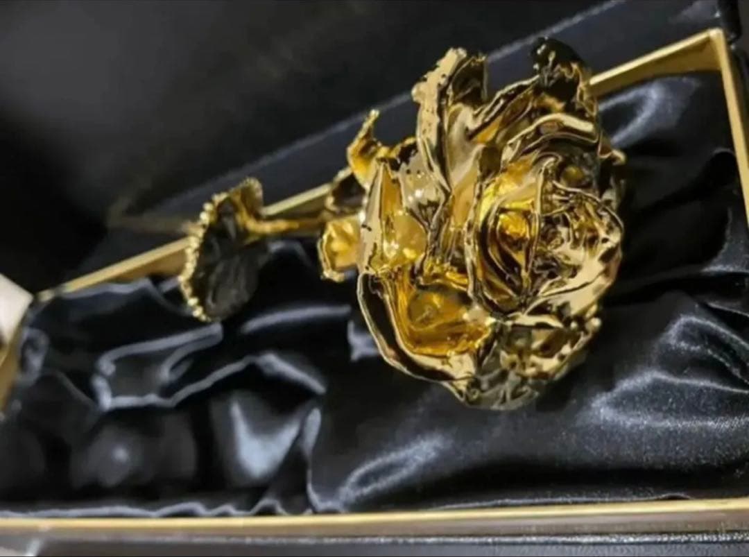 24金薔薇　置物 専用ボックス付き