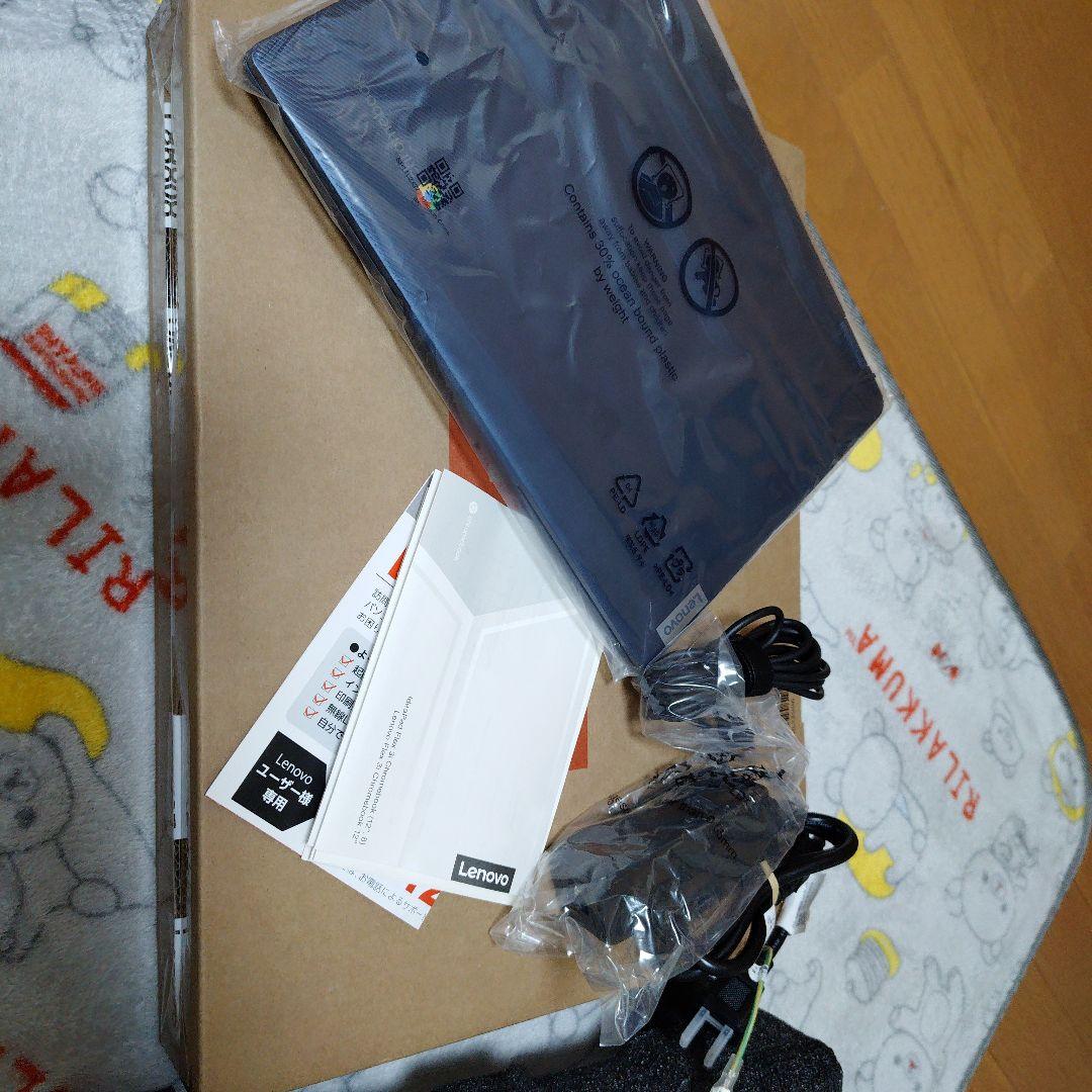 Lenovo Chromebook ダークブルー