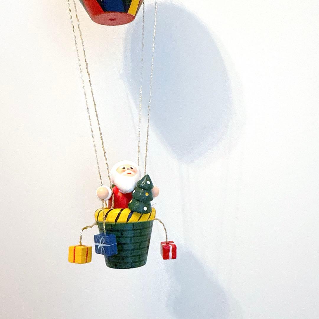 ドイツ　ケーテウォルファルト　クリスマスオーナメント 気球に乗ったサンタ