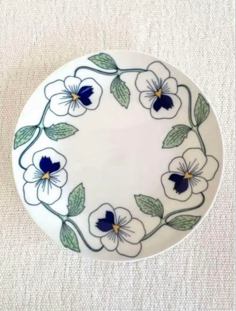 ＊Sylvia ＊24.5cm plate・* 【極美品】