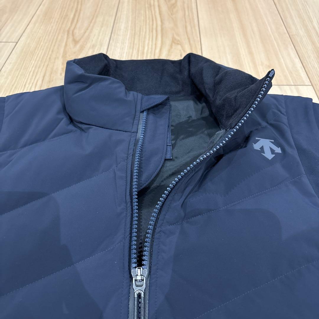 新作美品　デサントゴルフ　ディタッチャブル2WAY中綿ジャケット　アウター　濃紺