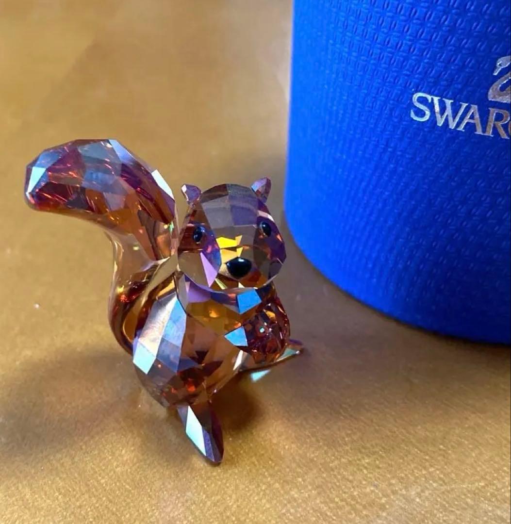 スワロフスキー置物　りす