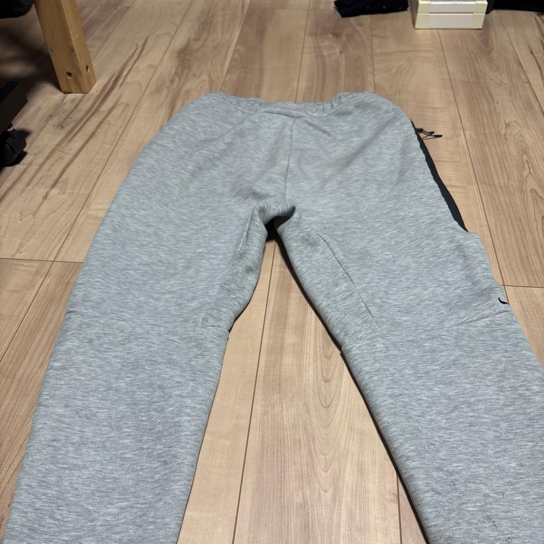 テックフリース　セットアップ上下　色グレー