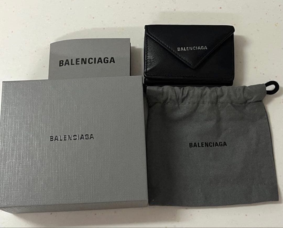 BALENCIAGA 三つ折り財布 ブラック ペーパーミニウォレット